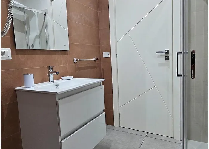 Richard & Policlinico Guest house Messina